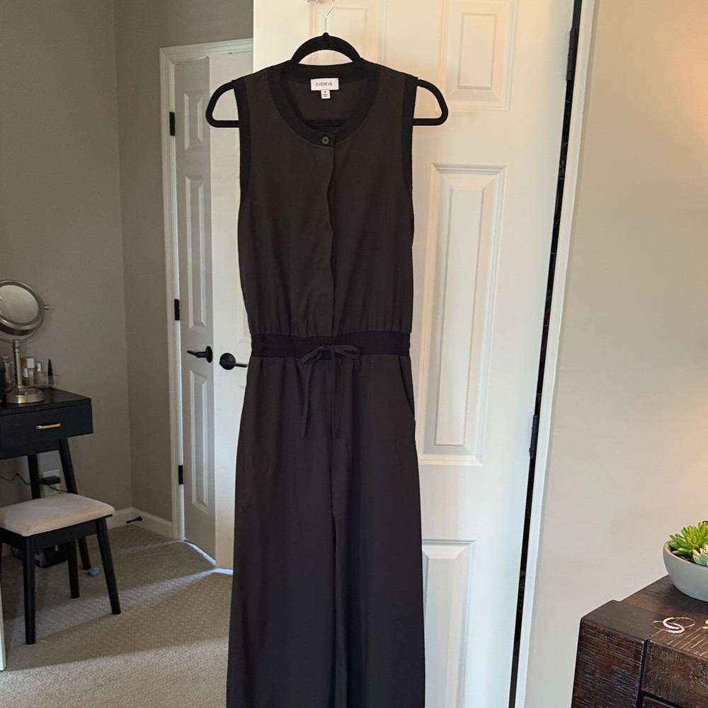 Evereve Black Sleeveless Jumpsuit